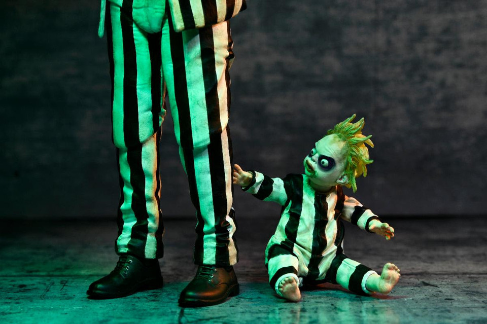 NECA Beetlejuice Beetlejuice Ultimate Striped Suit Beetlejuice 7-Inch Scale Action Figure