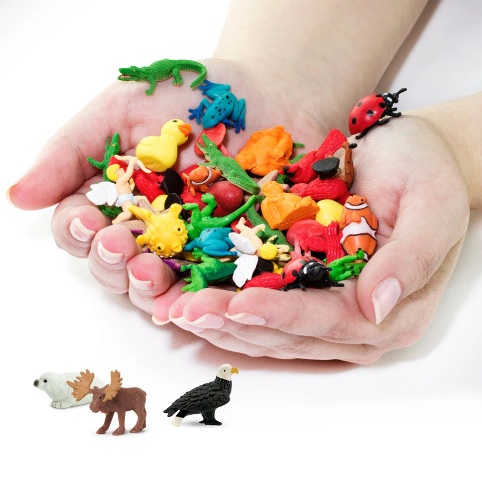 Arctic Fun Pack – Mini Arctic Animal Figure Set Arctic Fun Pack – Mini Arctic Animal Figure Set
