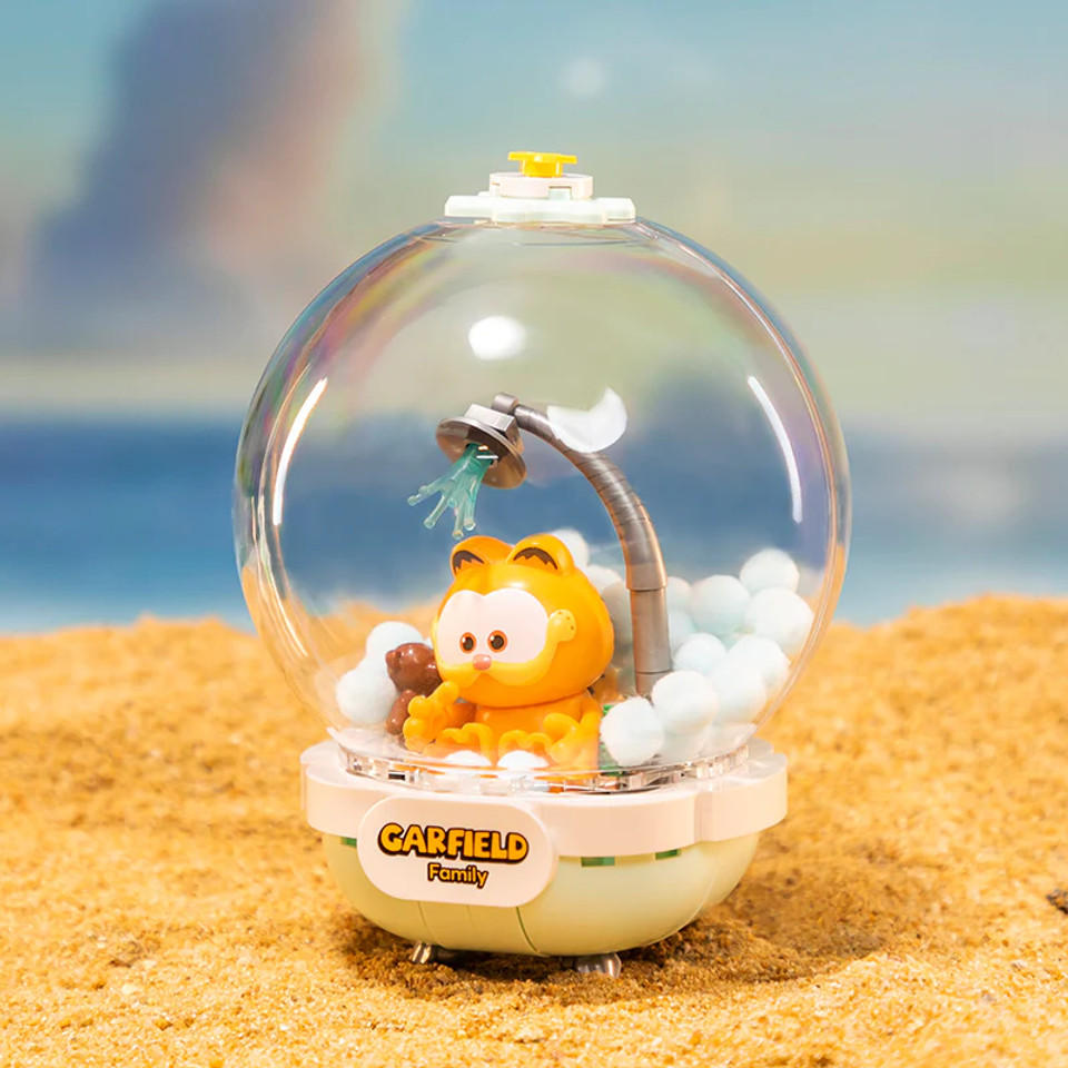 Pantasy Garfield Crystal Ball Series – Cozy Bath