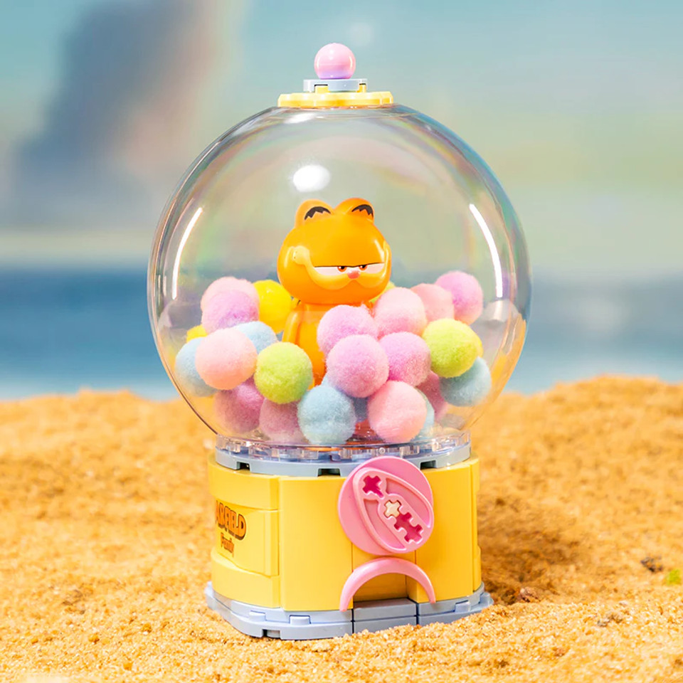 Pantasy Garfield Crystal Ball Series – Gumball Machine
