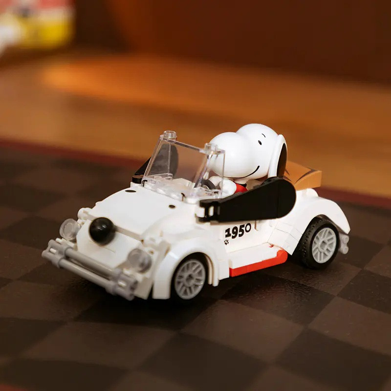 Pantasy Peanuts Roadster