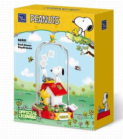 Pantasy Peanuts Red House Daydreams