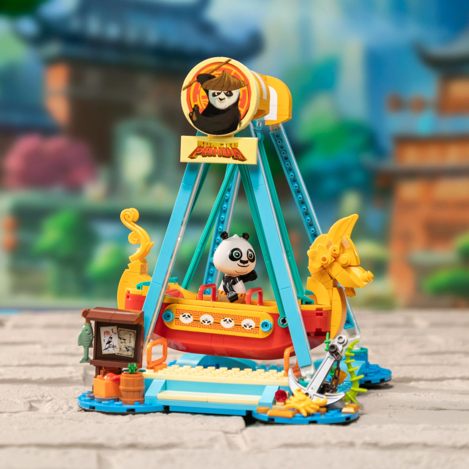 Pantasy Kung Fu Panda Adventure Park - Pirate Ship Ride