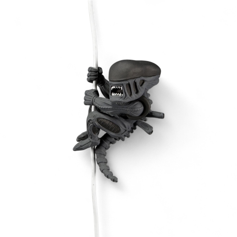 NECA Scalers Alien Xenomorph Mini Figure