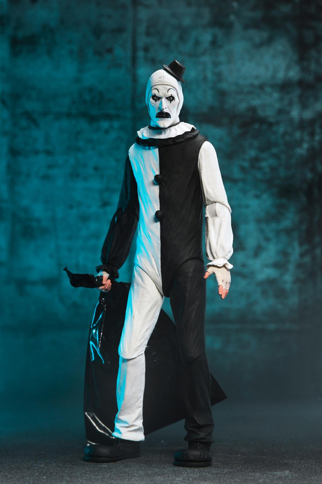 [PRE-ORDER] NECA Terrifier Ultimate Art The Clown 7-Inch Scale Action Figure
