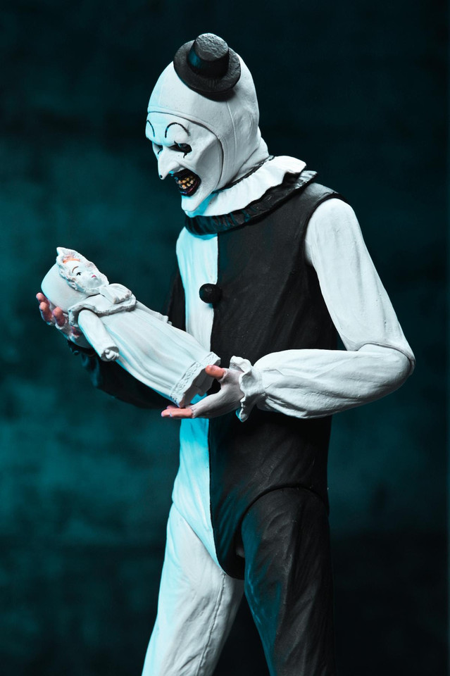 [PRE-ORDER] NECA Terrifier Ultimate Art The Clown 7-Inch Scale Action Figure