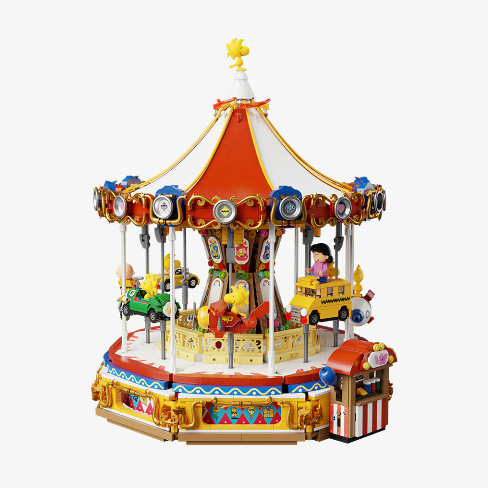 Pantasy Peanuts Snoopy Carousel Pantasy Peanuts Snoopy Carousel