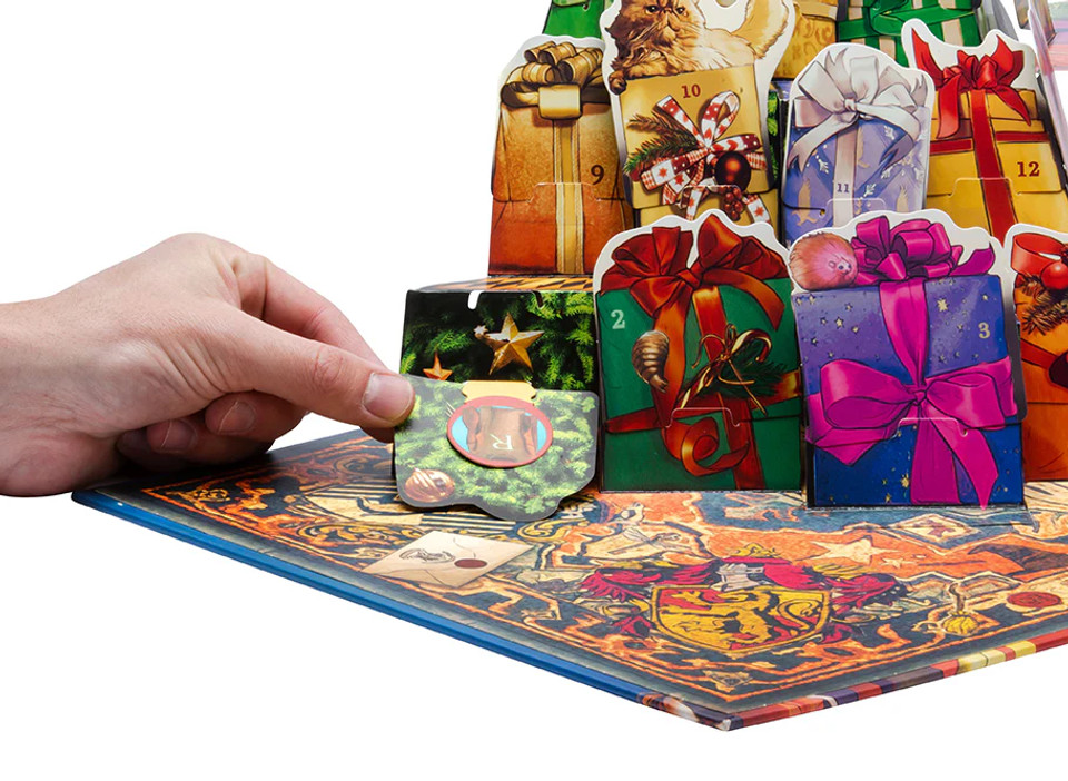 Harry Potter: Hedwig Pop-Up Advent Calendar Harry Potter: Hedwig Pop-Up Advent Calendar