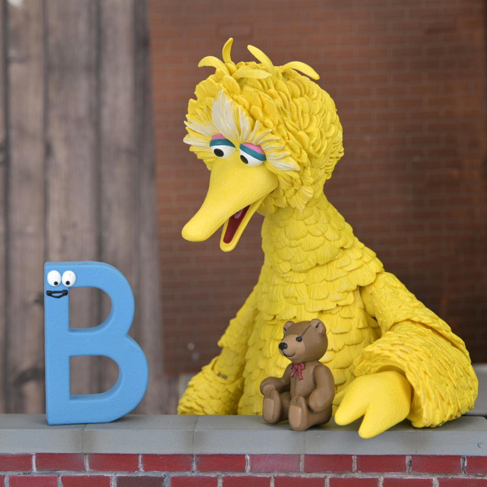 [PRE-ORDER] NECA Sesame Street Ultimate Big Bird 7-Inch Scale Action Figure