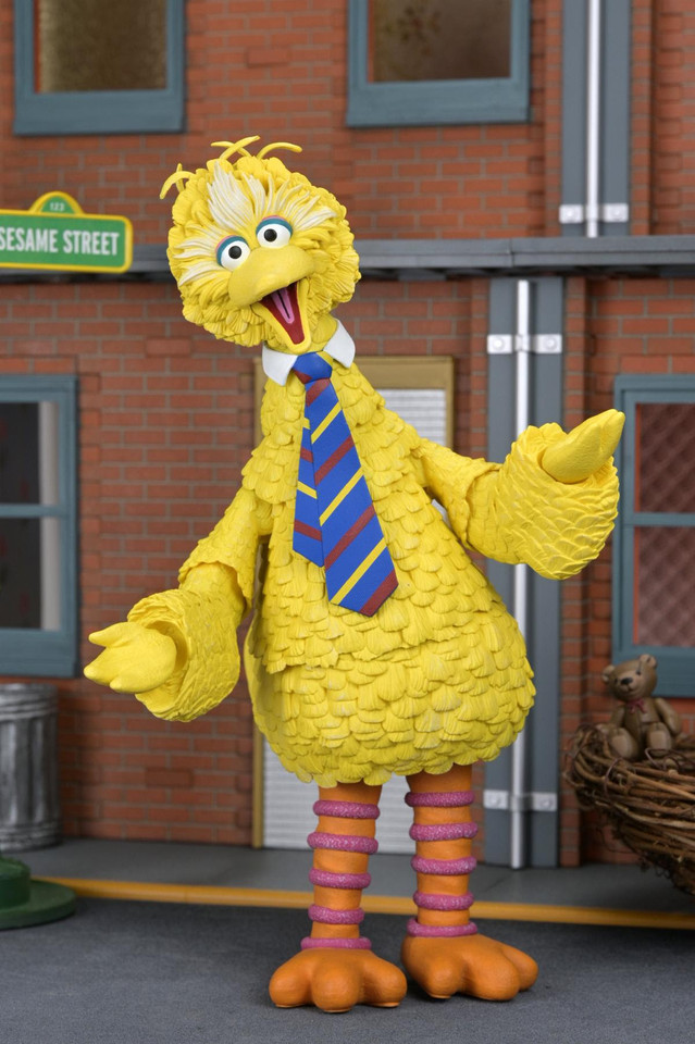 [PRE-ORDER] NECA Sesame Street Ultimate Big Bird 7-Inch Scale Action Figure