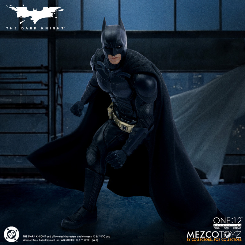 [PRE-ORDER] Mezco Toyz One:12 Collective The Dark Knight Batman Action Figure