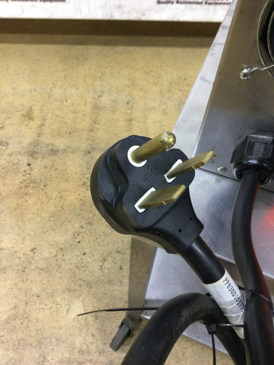 DOYON COUNTERTOP ELECTRIC CONVECTION OVEN