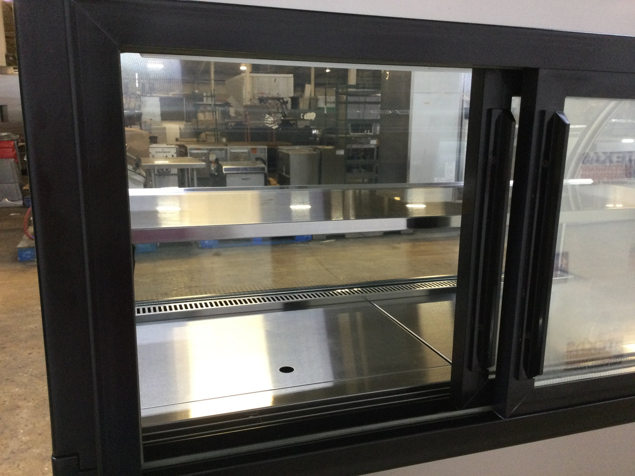 Turbo Air 40 Refrigerant Open Display Case