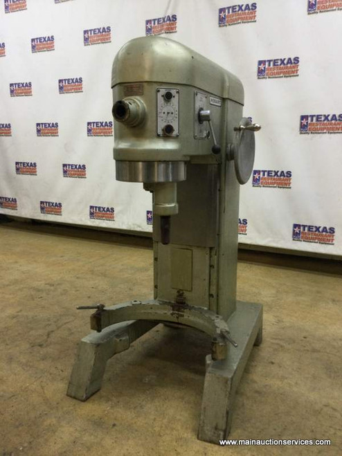 HOBART 60 QT DOUGH MIXER WITH BOWL WITH 1 ATTACHMENT - 623