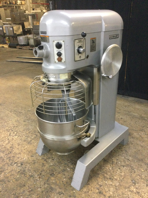 Nice! Hobart 60 Qt Dough Mixer With Guard and  Bowl  1 Att