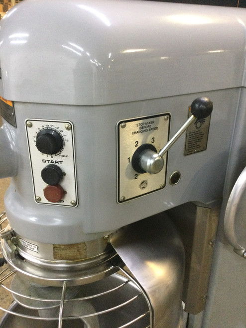 Hobart 60 Qt Dough Mixer With Guard and Bowl 1 Att