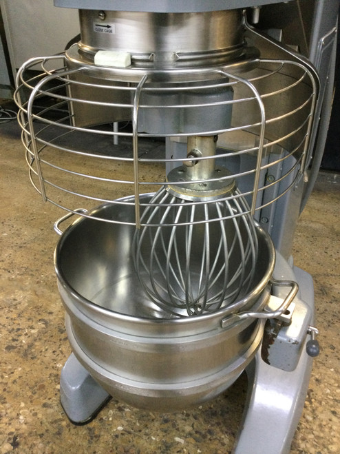 Like New! Hobart Legacy 60 Qt Dough Mixer With Bowl 1 Attachment