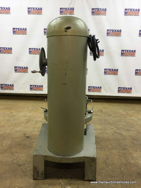 HOBART 60 QT DOUGH MIXER WITH BOWL WITH 1  ATTACHMNT