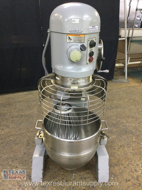 Very Nice! Hobart 60 Qt Dough Mixer W Bowl /Guard 1Attachment
