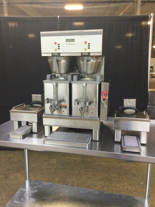 Nice! Bunn Dual Coffee Brewer With Soft Heat Serving Stand MF 2023