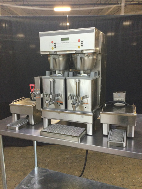 Nice!,Bunn Dual Coffee Brewer W/Soft Heat Serving Stand