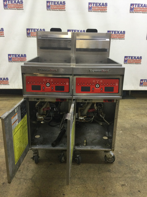 Nice! Vulcan 31” Gas 2 Bay 100 Lbs Deep Fryer W / Caster