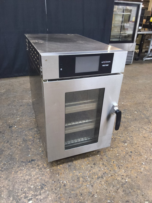 Alto Shaam Vector Electric  Multi-Cook Oven
