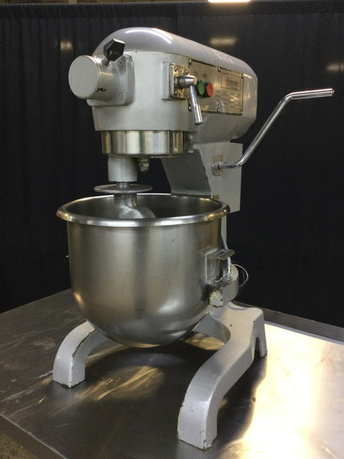 Omcan 20Qt Dough Mixer With 3 Attachments