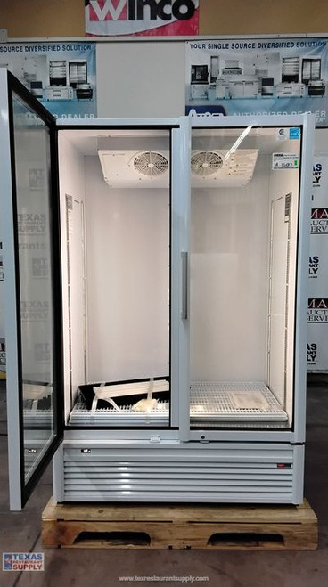 Turbo Air  52" Super Deluxe 2 Glass Doors Merchandising Cooler