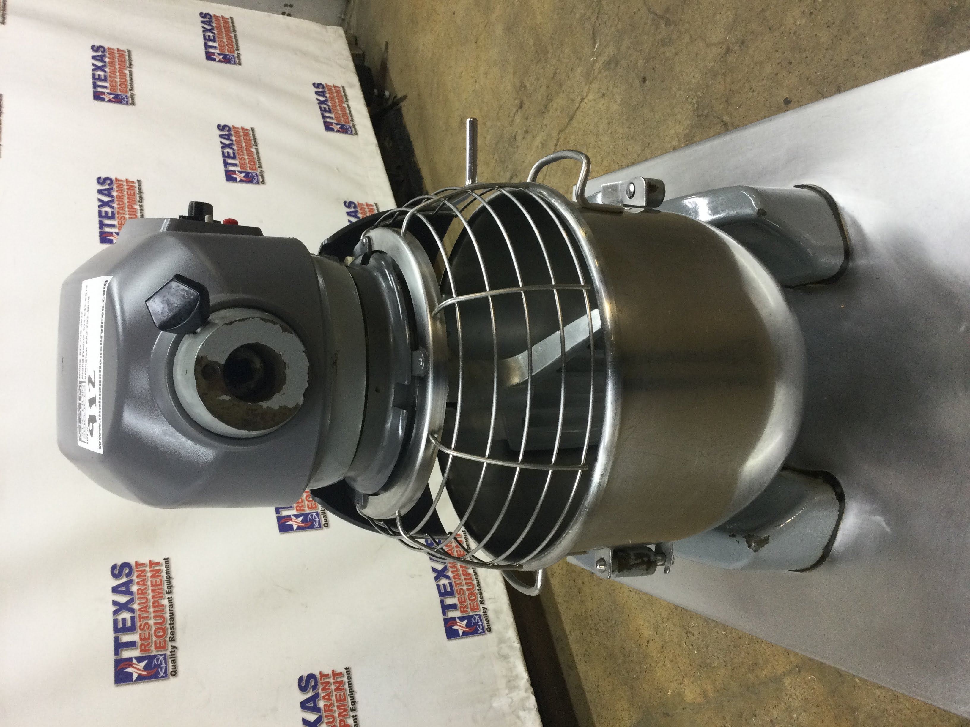 Hobart Legacy 20 Qt Dough Mixer W/ Guard/ Bowl 1Att