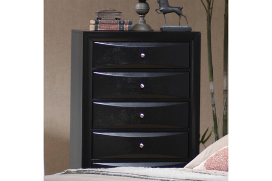 Briana Chest lifestyle