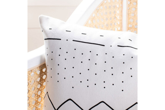 Picto Pillow lifestyle