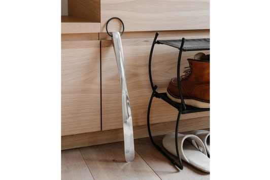 Slip 18" Shoehorn lifestyle