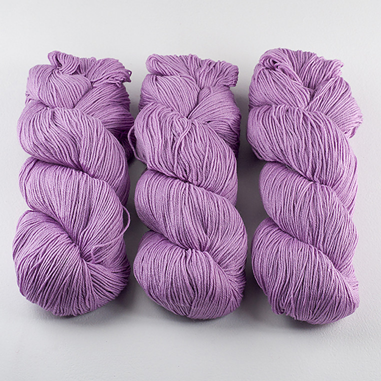 Cascade, Heritage - Silk // 5673 Lilac at The Loopy Ewe