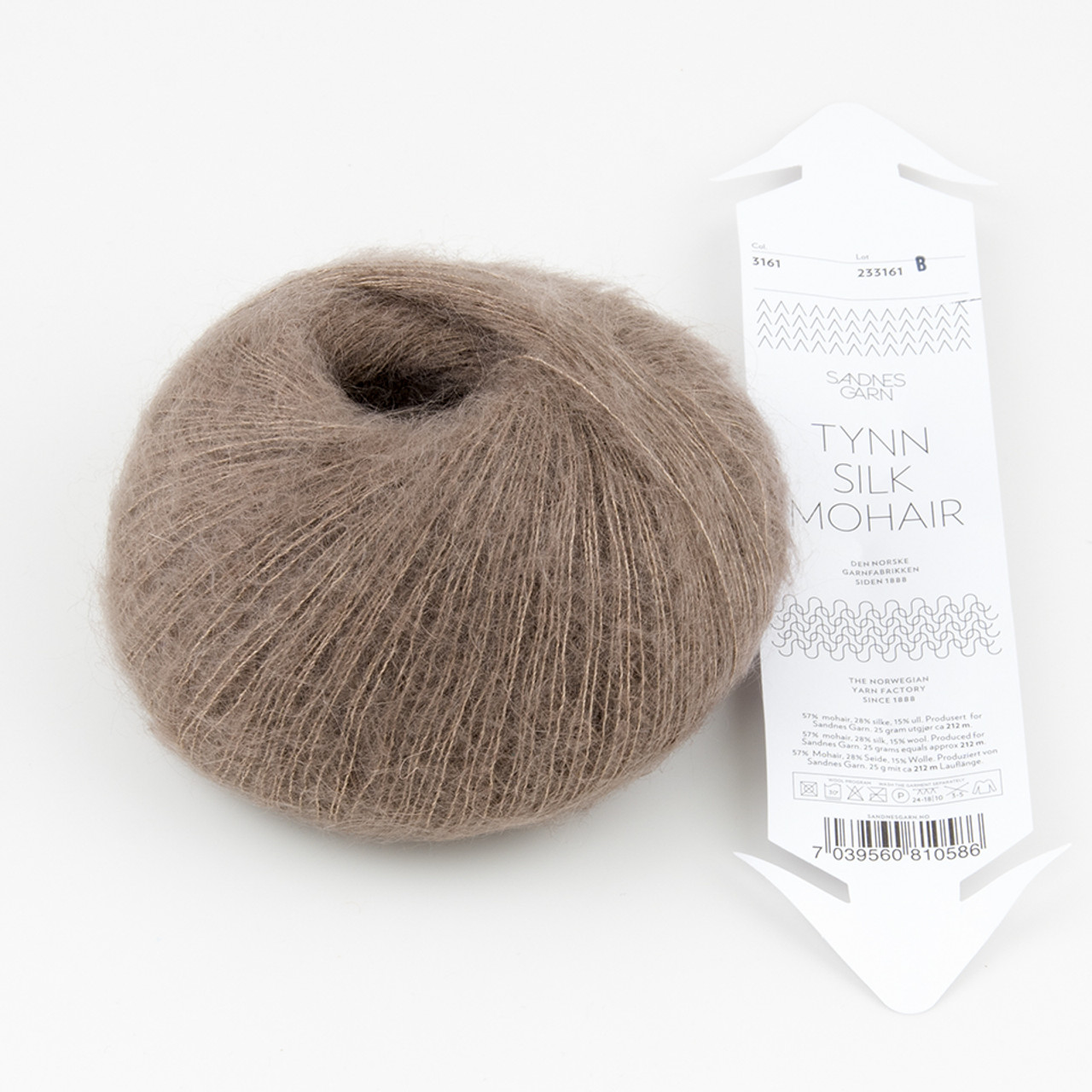 Silk + Mohiair blend yarn from Sandnes Garn