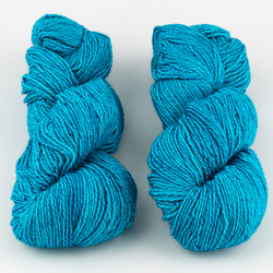 Malabrigo, Dos Tierras // Cian at The Loopy Ewe Malabrigo, Dos Tierras // Cian at The Loopy Ewe