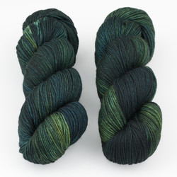 Malabrigo, Arroyo // Vaa at The Loopy Ewe Malabrigo, Arroyo // Vaa at The Loopy Ewe