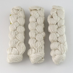Blue Sky Fibers, Metalico // (1610) Opal at The Loopy Ewe Blue Sky Fibers, Metalico // (1610) Opal at The Loopy Ewe