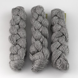Blue Sky Fibers, Metalico // (1612) Platinum at The Loopy Ewe Blue Sky Fibers, Metalico // (1612) Platinum at The Loopy Ewe