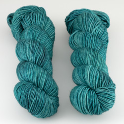 The Uncommon Thread, Merino DK // Adriatic at The Loopy Ewe The Uncommon Thread, Merino DK // Adriatic at The Loopy Ewe