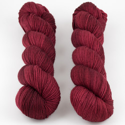 Uschitita Fibre Art, Merino Sock // Ruby Tuesday Uschitita Fibre Art, Merino Sock // Ruby Tuesday