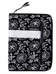 Chiaogoo // Interchangeable Needle Case at The Loopy Ewe Chiaogoo // Interchangeable Needle Case at The Loopy Ewe