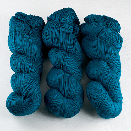 Cascade, Heritage Sock - Solids // 5637 Cerulean at  The Loopy Ewe