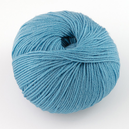 Cascade, 220 Superwash // 847 Caribbean at  The Loopy Ewe Cascade, 220 Superwash // 847 Caribbean at  The Loopy Ewe