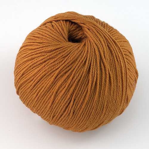 Cascade, 220 Superwash // 876 Sandalwood at  The Loopy Ewe Cascade, 220 Superwash // 876 Sandalwood at  The Loopy Ewe