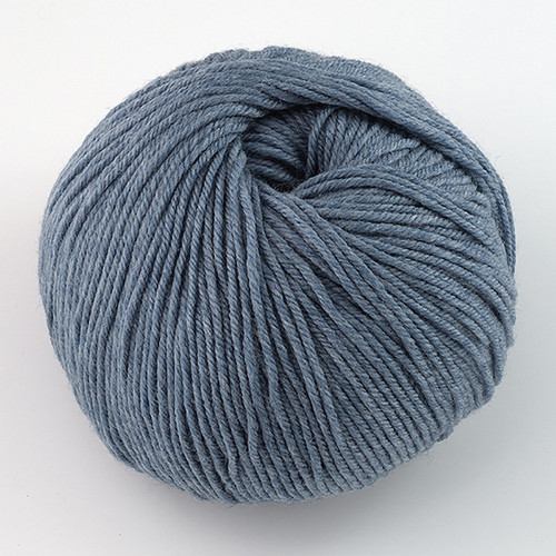 Cascade, 220 Superwash // 1944 Westpoint Blue Heather