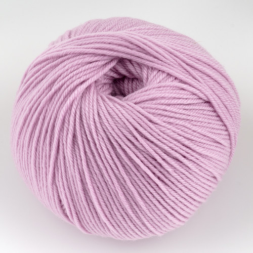Cascade, 220 Superwash // 282 Mauve Mist at  The Loopy Ewe Cascade, 220 Superwash // 282 Mauve Mist at  The Loopy Ewe
