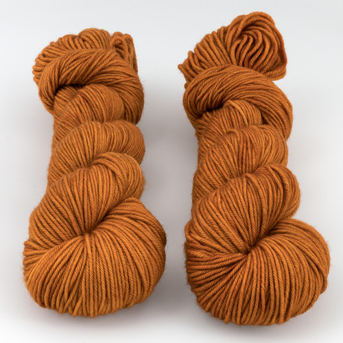 The Uncommon Thread, Lush Worsted // Fe203 at  The Loopy Ewe