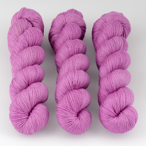 Wollmeise, Pure // blumig Wollmeise, Pure // blumig
