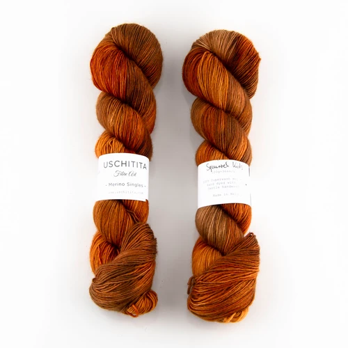 Uschitita Fibre Art, Merino Singles // Squirrel Kids at The Loopy Ewe